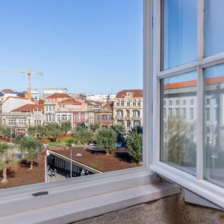 Appartamento Large With Views Oporto