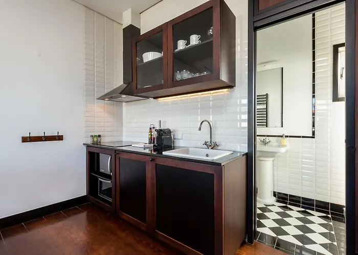 Appartement Large With Views