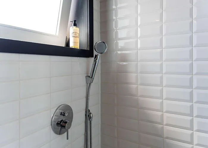 Large With Views Appartement