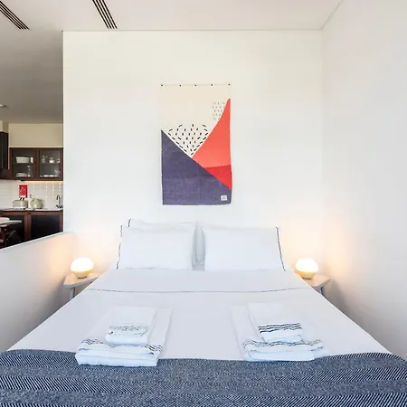 Apartment Large With Views